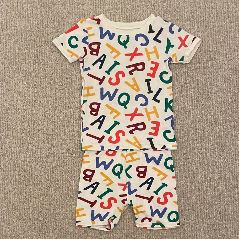ABC’s alphabet pajama set, size 5T